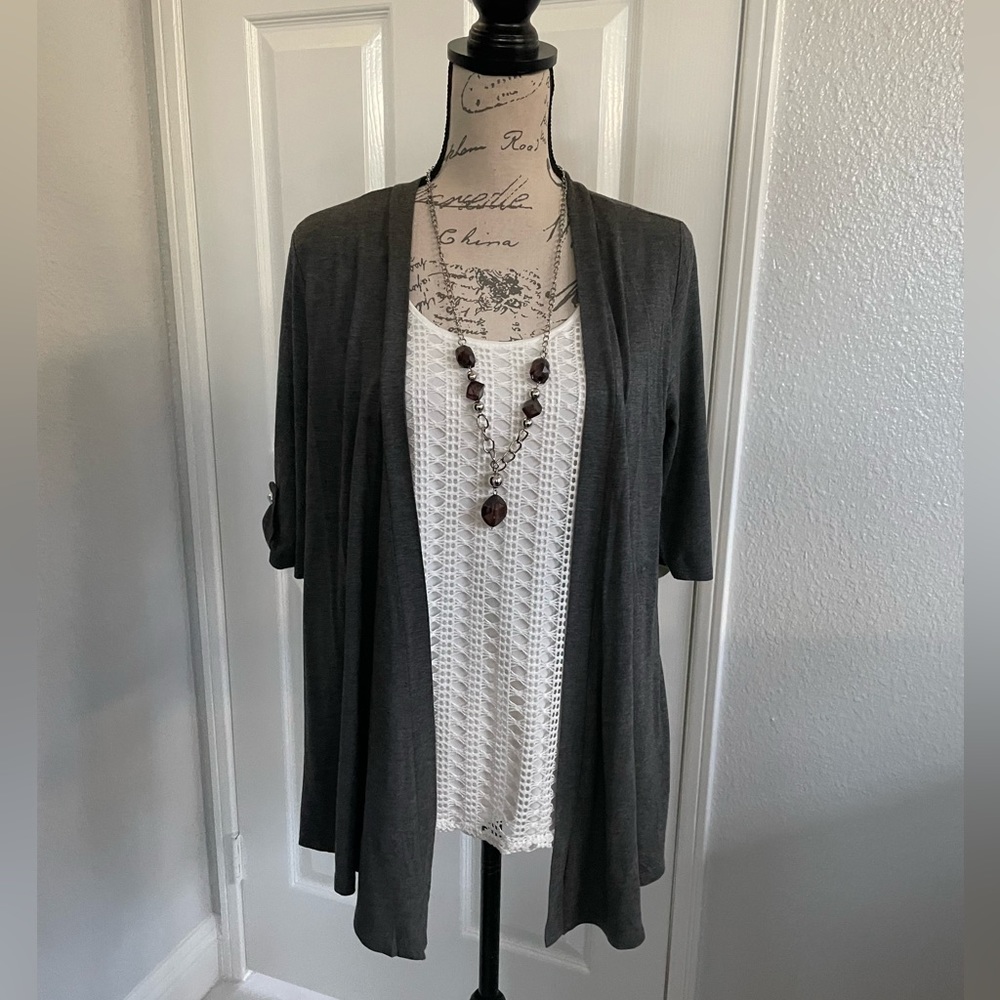 Naïf tank top and cardigan